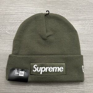 FW25 Supreme x New Era Army Green Bog Logo Beanie